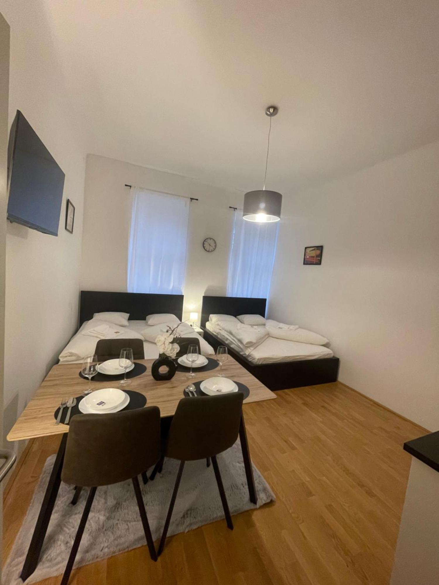 Cozy-5-Person Apartment In Vienna 5 Exterior foto